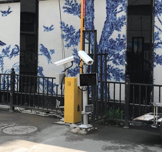 小區車牌識別門禁系統